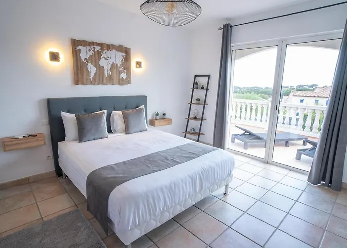 Riposa Villa Fréjus